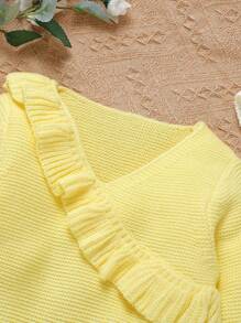 3 pièces/Set Tenue de bébé fille élégante en jaune comprenant : Pull col rond à manches longues, Pantalon à jambes évasées avec garniture volantée, et Bonnet - Jaune citron - Voir 3