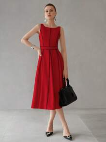 MOTF PREMIUM MIDI KLEID MIT KONTRASTPASPEL UND GEFALTETER RAFFUNG