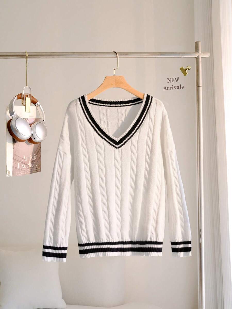 CovetEZ 大码 V 领条纹印花休闲长袖套头衫 - 白色 - 查看 1