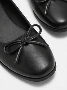 CUCCOO BIZCHIC Women Simple Solid Color Bow Decor Flat Loafers, Casual Daily Summer Spring Shoes Spring Break Easter