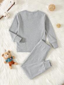 SHEIN Leap Crew 2 件套 男童紧身熊装饰补丁长袖上衣和裤子保暖弹力睡衣套装