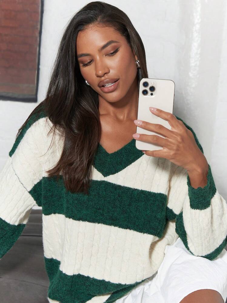 MISSGUIDED Color Block V Neck Knit Drop Shoulder Sweater SHEIN