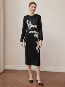 MOTF PREMIUM FLORAL EMBROIDERY CONTRAST SEQUIN SPLIT HEM MIDI DRESS - Black - View 8