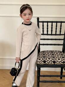 SHEIN Genkimix Kids 2pcs Young Girl' Black & White Ribbed Top And Color Block Pants Set, Comfortable And Fashionable For Fall/Winter