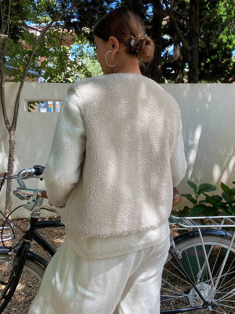 DAZY 女士休闲无袖仿羊羔绒背心外套，秋季女装外套 - 米色 - 查看 5