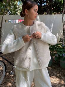 DAZY 女士休闲无袖仿羊羔绒背心外套，秋季女装外套 - 米色 - 查看 6