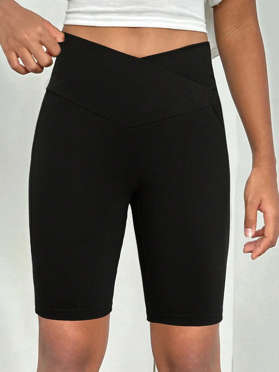 SHEIN Tween Girls' Casual V-Waist Threaded Biker Shorts - Black - View 1