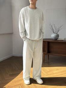 Claim Dot 2pcs Men's Crew Neck Solid Color Minimalist Sweatshirt And Casual Fashion Pants Set