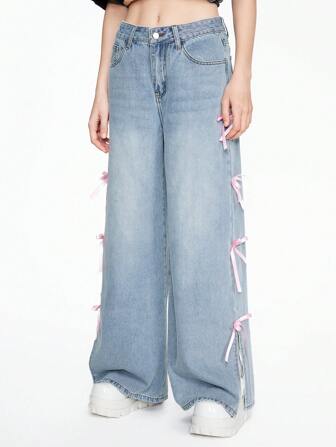 Kawaii Süße weit geschnittene, locker sitzende Hose mit Schleifenborte und Stickerei in hellblau für Frauen