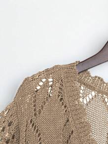 SHEIN LUNE Bộ áo cánh ren khoét lỗ màu trơn cỡ lớn và quần short buộc dây phía trước - Màu Khaki - Xem 3