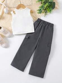 SHEIN Conjunto de de verano de 2 piezas: top de tirantes con cuello redondo y espalda con recorte en color solido, y pantalón cargo para niña joven - Gris Oscuro - Ver 2