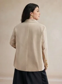 BizChic 大码翻领长袖纽扣前口袋休闲夹克 - 杏色 - 查看 2