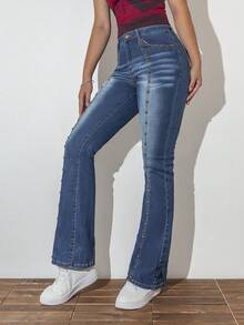 女款朋克風款式鉚釘彈性修身喇叭牛仔褲 - 深色水洗藍 - 查看 3