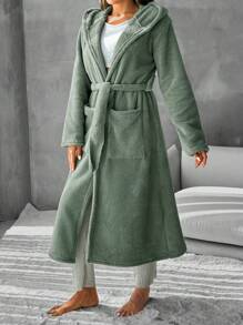 RueChic Dual Pocket Belted Hooded Lounge Robe - Green - View 5