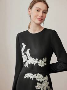MOTF PREMIUM FLORAL EMBROIDERY CONTRAST SEQUIN SPLIT HEM MIDI DRESS - Black - View 7