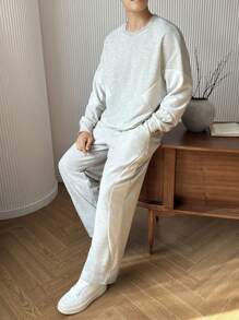 Claim Dot 2pcs Men's Crew Neck Solid Color Minimalist Sweatshirt And Casual Fashion Pants Set