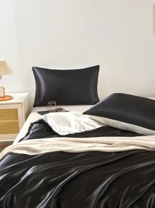 3 件优质黑白双色双面丝滑缎面羽绒被套床上用品套装，柔软透气防皱，助眠效果更佳，豪华酒店风格，送给妈妈爸爸朋友的礼物，被子被套 * 1 枕套 * 2 特大号双人床尺寸宿舍床上用品返校床上用品 - 黑與白 - 查看 6