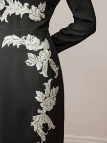 MOTF PREMIUM FLORAL EMBROIDERY CONTRAST SEQUIN SPLIT HEM MIDI DRESS - Black - View 3