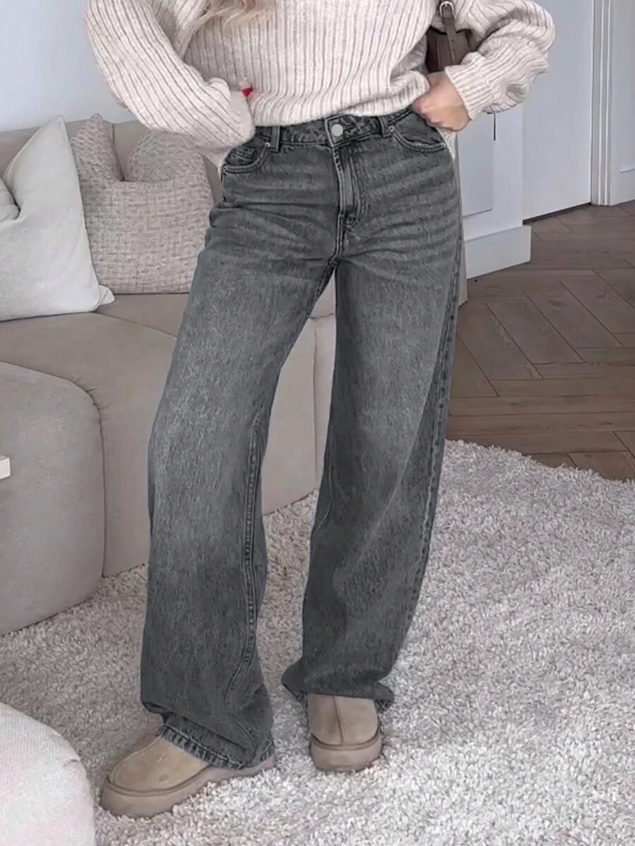 Women's Casual Distressed Vintage Washed Straight Leg Jeans