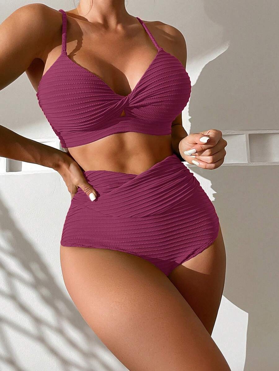 Swim Lushoire Conjunto de bikini de top con tirantes finos, pliegues retorcidos y espalda descubierta, talla grande Bottom ajustada y moderna para verano - Rojo violeta - Ver 1