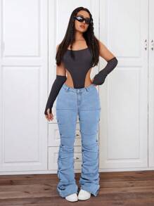 SHEIN ICON Front Button Simple Pleated Relaxed Fit Flared Leg Jeans - Light Wash - View 4