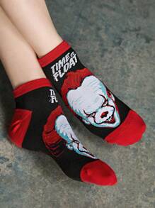 IT x SHEIN 2 件装女式恐怖主题和字母印花万圣节短袜 - 彩色 - 查看 3