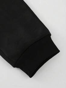 SHEIN Bộ 2 món/Bộ áo hoodie và quần nỉ in họa tiết mạng nhện phong cách Mỹ thời trang cỡ lớn cho bé trai - màu đen - Xem 4