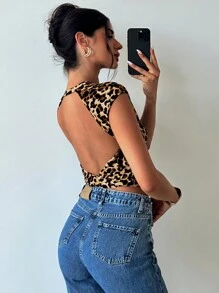 Firerie 纯色豹纹扭纹露背上衣短款 T 恤