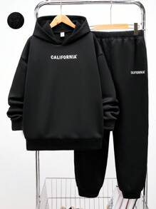 SHEIN Leap Crew 青少年男孩，两件套，包括一件休闲白色印花长袖连帽衫和黑色连帽衫，搭配黑色锥形运动裤。这套服装适合秋冬季节，保暖舒适。非常适合大学、家居服、日常活动、运动、生日派对和郊游。基本、多功能和简约的选择。 - 黑色 - 查看 5