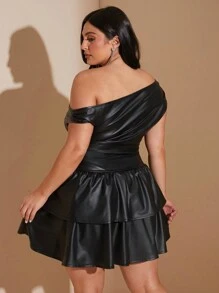 SHEIN BAE Abito mini in pelle PU nera asimmetrico con una spalla, plissettato e arricciato a volant, elegante e dolce, adatto per feste di Ognissanti e appuntamenti romantici. Abito nero per il ballo di fine anno. - nero - Visualizzare 2