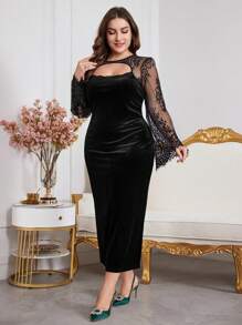 Modelyn Plus Size Women Contrast Lace Hollow Out Flared Sleeve Maxi Elegant Dress, Elegant Bodycon Dresses, For Evening Party/Wedding Guest/Anniversary Long Evening Dresses - Black - View 3