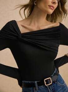 Poéselle Women's Solid Color Asymmetric Neck Long Sleeve Fitted T-Shirt, Fall Winter Clothes, Bottoming Top, Asymmetric Ruched Black Tee, Effortless Chic Essential, Causal Elegant Wear, FW24