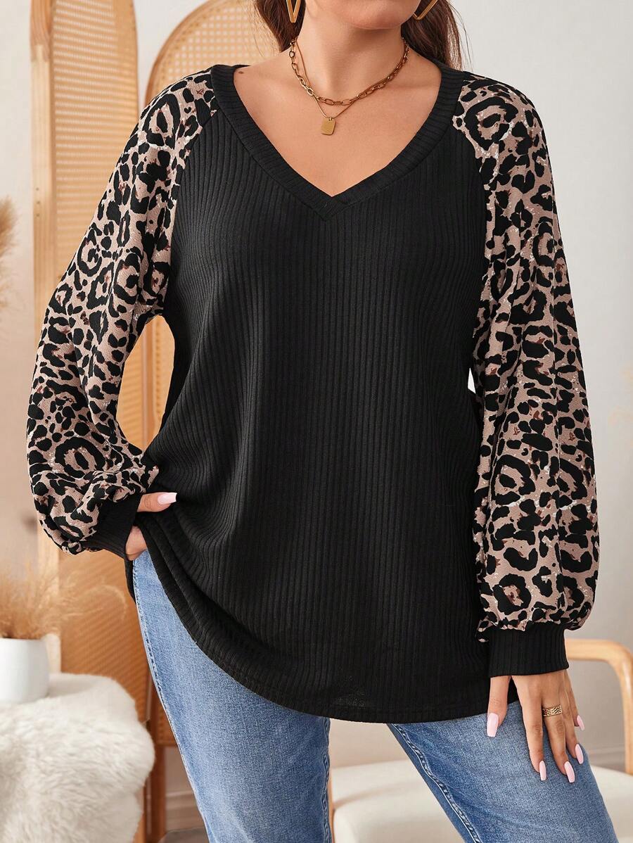 EMERY ROSE Áo thun nữ cỡ lớn in họa tiết da báo tay raglan cổ chữ V, kiểu dáng thường ngày, thích hợp cho mùa xuân và thu, đi du lịch, sân bay, Lễ Tạ ơn và các dịp lễ khác. - màu đen - Xem 1