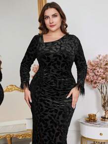 Modelyn Vestido midi de manga larga elegante de talla grande con malla y plumas, cuello asimétrico, ajuste slim para mujer, vestido ajustado de cóctel y fiesta para fiesta de noche, invitada de boda, aniversario