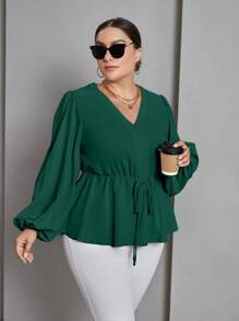 SHEIN Privé Blusa de manga larga con cuello en V y cintura con lazo para mujer de talla grande, para primavera/verano - Verde Oscuro - Ver 4
