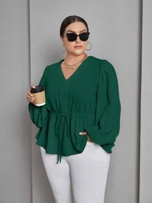 SHEIN Privé Blusa de manga larga con cuello en V y cintura con lazo para mujer de talla grande, para primavera/verano - Verde Oscuro - Ver 5