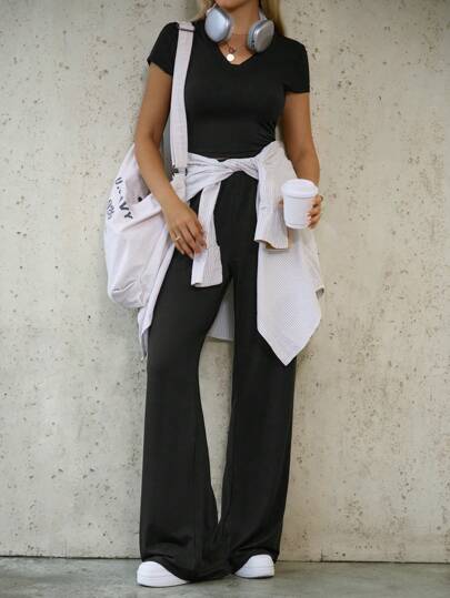 Hanevo Set de 2 piezas de ropa de verano para mujer, compuesto por camiseta de manga corta con cuello en V de color sólido y pantalones con diseño de bolsillo