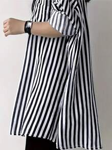 INAWLY Plus Size Striped Print Front Button Pocket Long Sleeve Shirt Fall Cloth For Women - Black and White - View 4