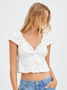 SHEIN EZwear Blusa con mangas cortas de estilo Kellan con estampado floral