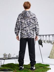 SHEIN 2 件青少年男孩户外休闲百搭舒适迷彩印花缝线半拉链夹克上衣和工装裤套装，秋冬 - 彩色 - 查看 2