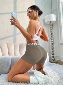 Quần short thể thao chạy bộ yoga mùa hè in chữ dành cho nữ, quần short tập gym, quần short đi xe đạp - Màu Khaki - Xem 3