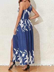 Vestido Largo De Corte Oblicuo Con Hombro Descubierto Y Estampado Floral Con Abertura En El Dobladillo