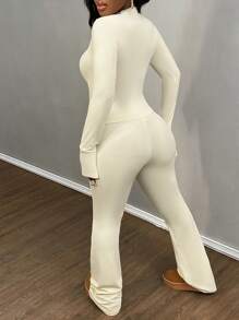 Slaydiva 2pcs Plus Size Women Casual Basic Sport Everyday Solid Color Long Sleeve Cropped Top And Long Flared Pants Set - Apricot - View 2