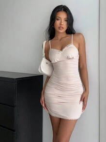 Muchica 女式休闲纯色针织修身迷你连衣裙 - 杏色 - 查看 3