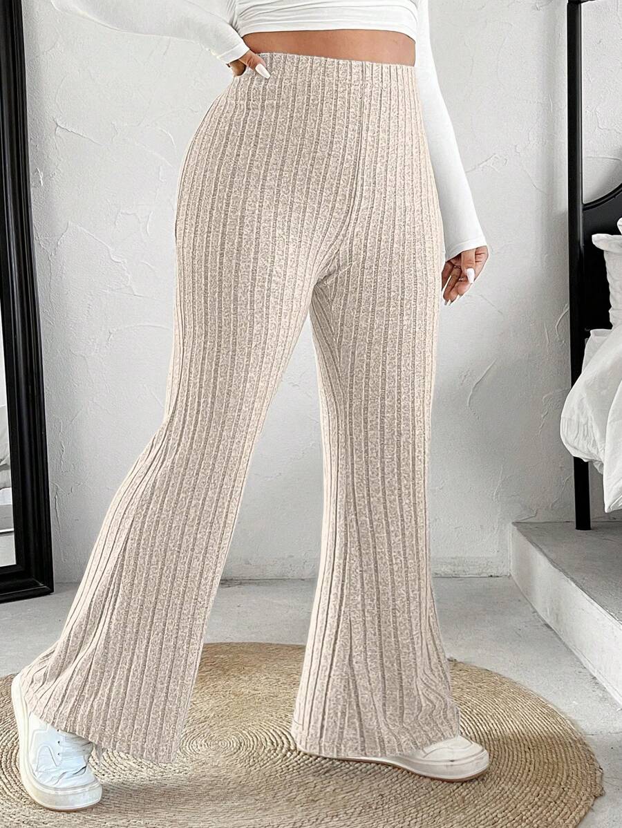 SHEIN EZwear Plus Size Women's Solid Color Elastic Waist Ribbed Flared Pants