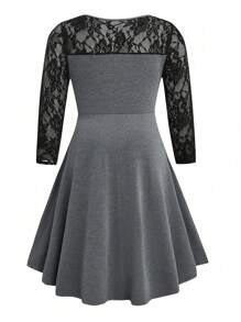 SHEIN LUNE Robe longue élégante en dentelle ajourée et à patchwork, grande taille - Multicolore - Voir 2