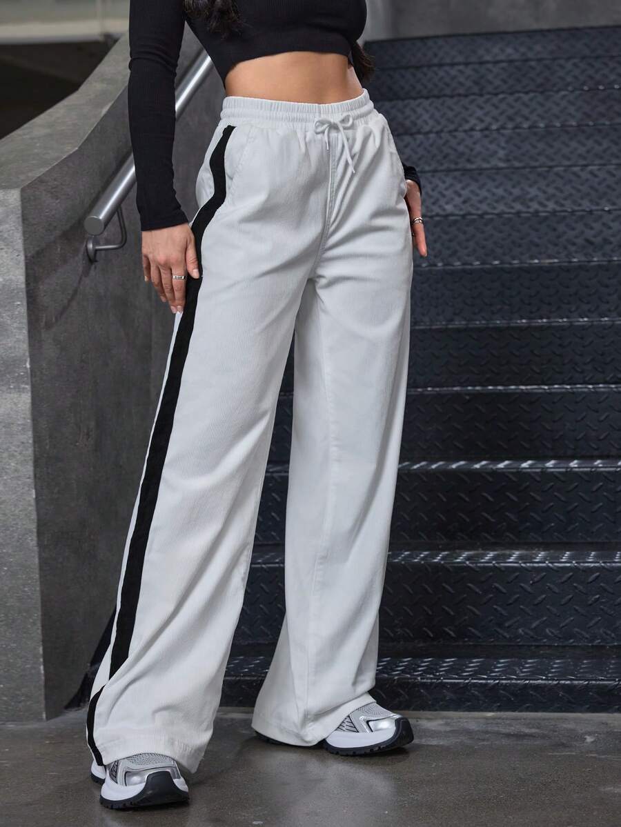 女式配腰带撞色宽松直筒休闲裤 - 白色 - 查看 1