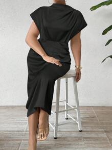 SHEIN Clasi 夏季大碼女士純色立領蝙蝠短袖腰部褶皺優雅長裙 - 黑色 - 查看 3