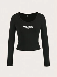 SHEIN EZwear تي شيرت نسائي كاجوال بياقة دائرية بأكمام طويلة وبنمط ضيق مطبوع عليه "ميلانو إيطاليا"، مناسب للربيع والخريف