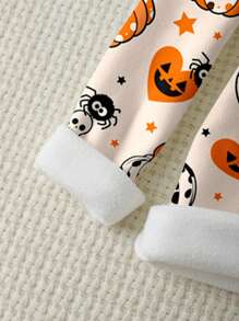SHEIN Young Boy Snug Fit Casual Simple Halloween Pumpkin & Ghost Pattern Print Thermal Lined Long Sleeve Top And Long Pants Pajama Loungewear For Fall/Winter